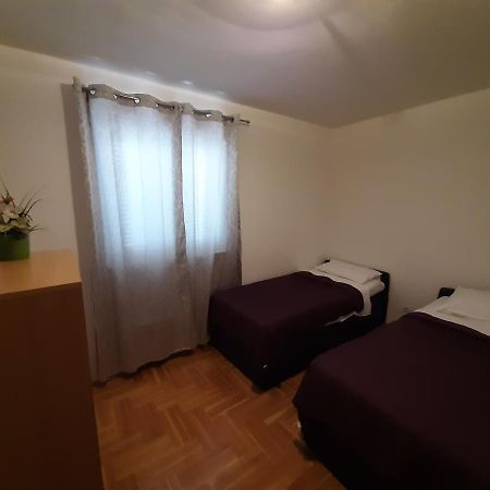 Apartment Jelena Trogir Zewnętrze zdjęcie