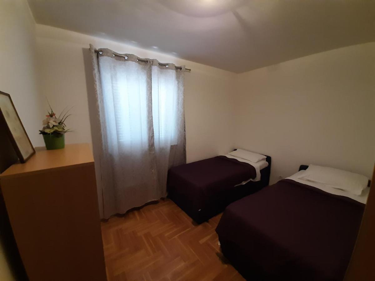 Apartment Jelena Trogir Zewnętrze zdjęcie